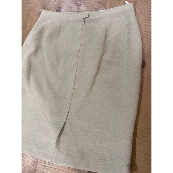 2 piece Claude Patrick suit - Picture 6 of 6